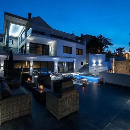 Jolie * ドゥブロブニク