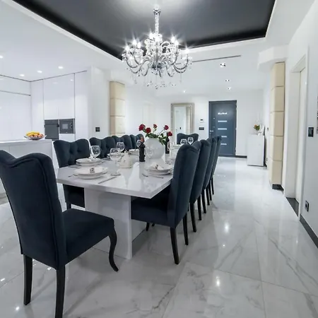 Villa Jolie *